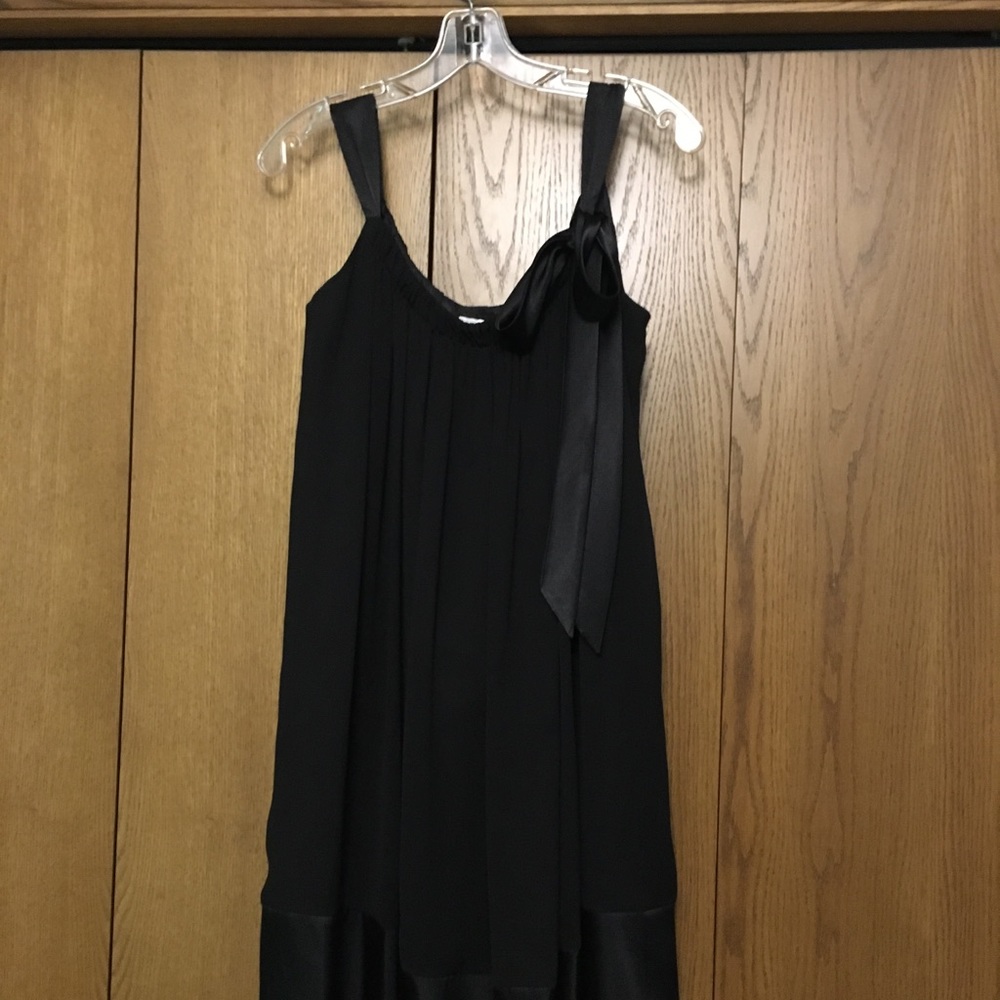 London Times Size 6 Black Swing Dress